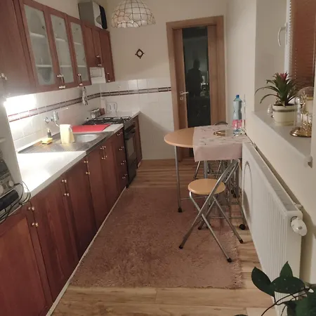 Mela アパート バルデヨフ